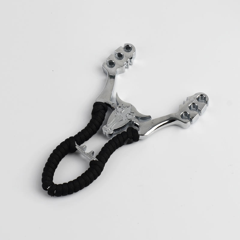 Six-Strand Zinc Alloy Bull-Head Slingshot thumbnail 3